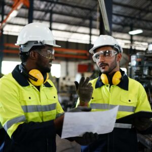 Desarrollo de proyectos de redes eléctricas de baja y alta tensión para desempleados/as en Ponferrada