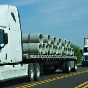Conducción de vehículos pesados de transporte de mercancías por carretera para desempleados/as en Segovia