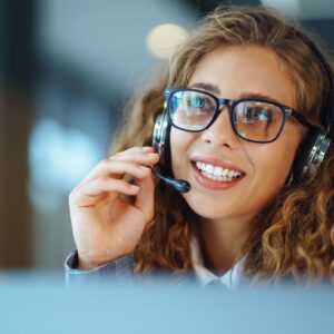 Atención al cliente, consumidor o usuario para desempleados/as en Andalucía